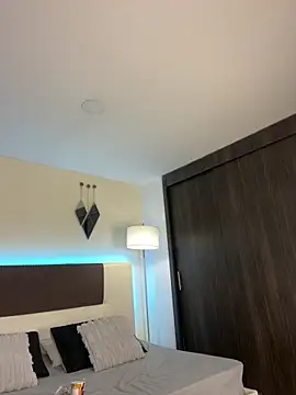 MattDevon online show from 12/19/25, 04:49