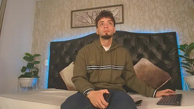 MattDevon online show from 02/15/26, 04:24