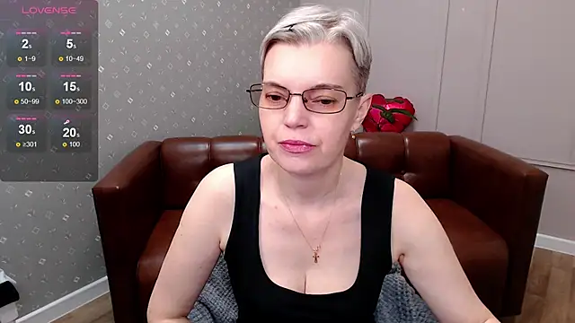 Cutie Erikaa1 online show from 03/30/26, 02:13