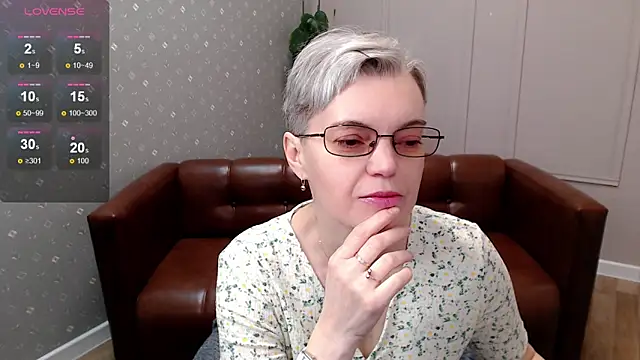 Cutie Erikaa1 online show from 04/02/26, 02:19