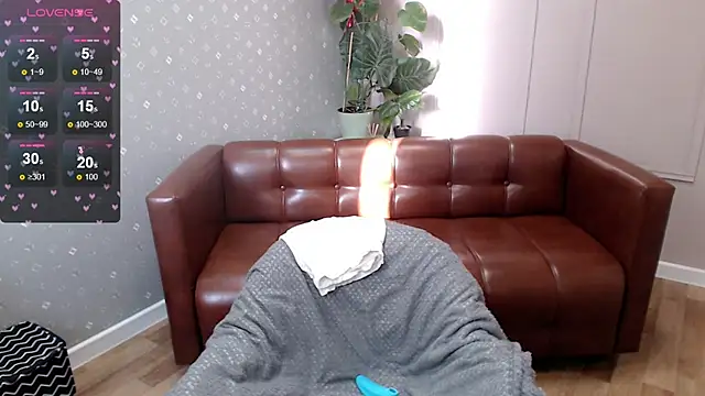 Cutie Erikaa1 online show from 05/02/26, 02:17