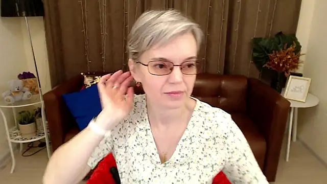 Snapshot of Cutie_Erikaa1 chatting on 03/15/25, 02:35 Cutie Erikaa1 online show from 03/15/25, 02:35