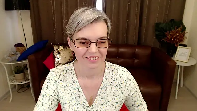 Snapshot of Cutie_Erikaa1 chatting on 03/15/25, 05:41 Cutie Erikaa1 online show from 03/15/25, 05:41