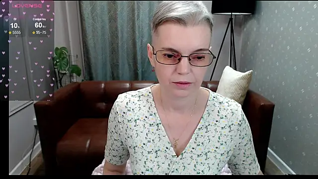 Snapshot of Cutie_Erikaa1 chatting on 11/08/25, 09:46 Cutie Erikaa1 online show from 11/08/25, 09:46