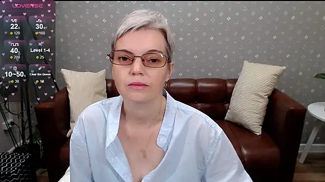 Snapshot of Cutie_Erikaa1 chatting on 10/13/25, 02:24 Cutie Erikaa1 online show from 10/13/25, 02:24