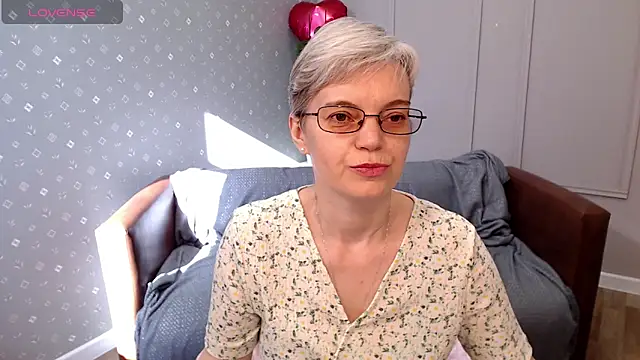 Cutie Erikaa1 online show from 05/17/26, 03:39