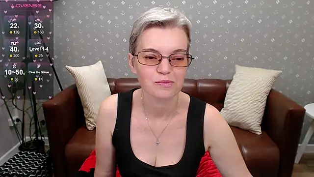 Snapshot of Cutie_Erikaa1 chatting on 10/10/25, 03:07 Cutie Erikaa1 online show from 10/10/25, 03:07