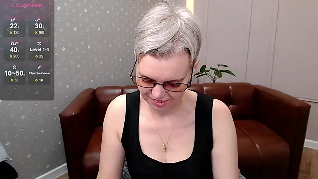 Cutie Erikaa1 online show from 03/29/26, 02:24