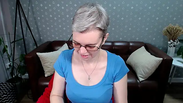 Snapshot of Cutie_Erikaa1 chatting on 09/14/25, 02:23 Cutie Erikaa1 online show from 09/14/25, 02:23