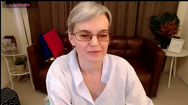 Snapshot of Cutie_Erikaa1 chatting on 03/07/25, 08:45 Cutie Erikaa1 online show from 03/07/25, 08:45