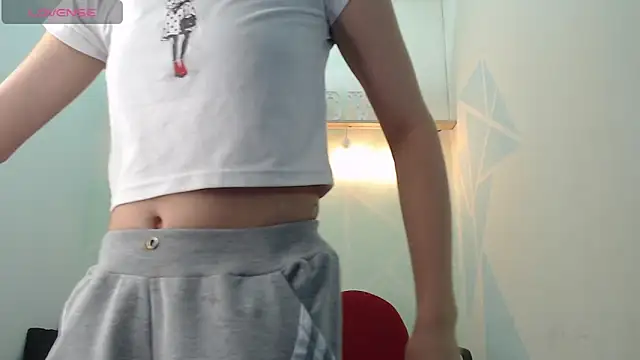 Snapshot of Mia-kalinfa chatting on 03/15/25, 01:40 Mia-kalinfa online show from 03/15/25, 01:40