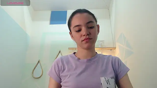 Snapshot of Mia-kalinfa chatting on 02/17/25, 12:49 Mia-kalinfa online show from 02/17/25, 12:49