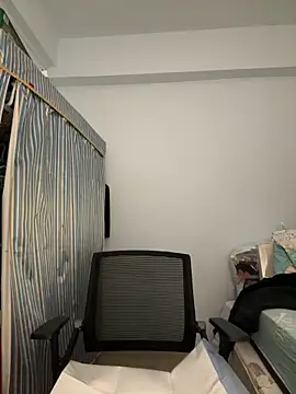 cwonchyn online show from 12/18/24, 09:14