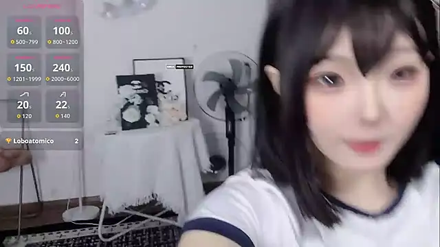 momo-5952 online show from 10/13/25, 03:02