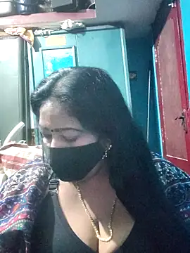 maniisha online show from 06/08/26, 03:56