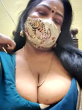 maniisha online show from 10/10/25, 07:47