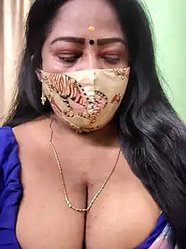 maniisha online show from 10/19/25, 07:49