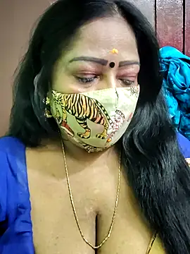 maniisha online show from 10/15/25, 07:11