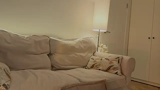 milli sun  online show from 01/11/26, 05:03