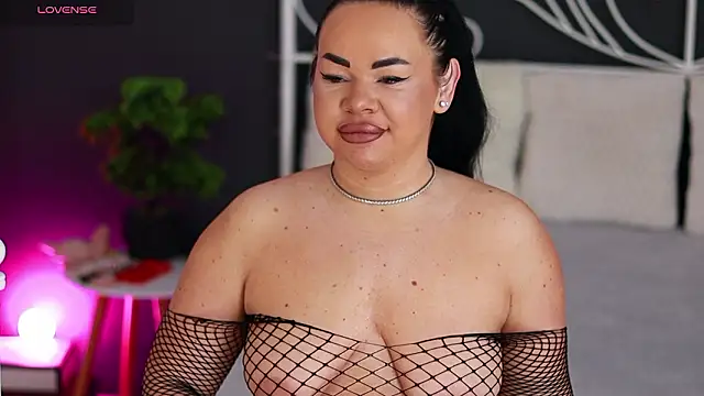 MissLilaa online show from 02/20/26, 09:11