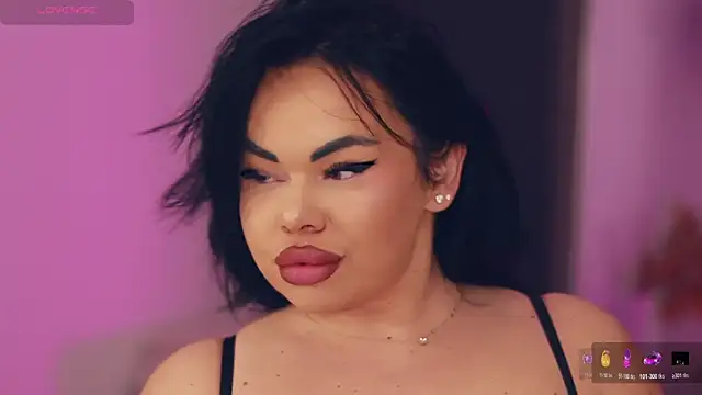 MissLilaa online show from 11/18/25, 05:16