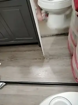 geilerschwanz64 online show from 11/29/25, 12:22