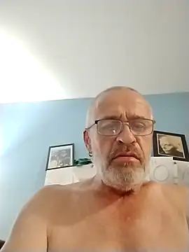 Snapshot of geilerschwanz64 chatting on 09/30/25, 10:16 geilerschwanz64 online show from 09/30/25, 10:16