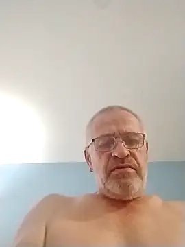 geilerschwanz64 online show from 10/24/25, 07:13