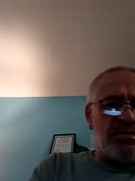 Snapshot of geilerschwanz64 chatting on 02/27/25, 09:29 geilerschwanz64 online show from 02/27/25, 09:29