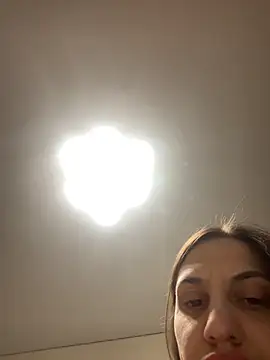 Janet Welder online show from 10/30/25, 11:23