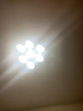 Janet Welder online show from 10/18/25, 08:22