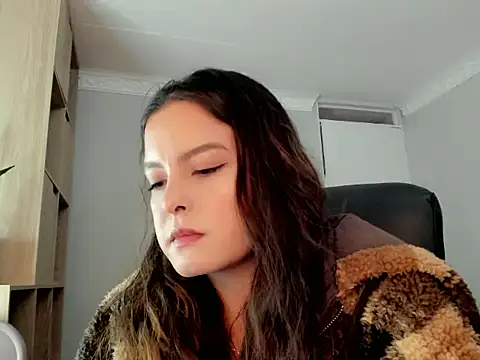 Snapshot of AmandaCallum chatting on 07/19/26, 06:15 AmandaCallum online show from 07/19/26, 06:15
