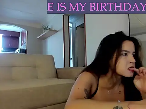 Snapshot of AmandaCallum chatting on 06/15/26, 03:12 AmandaCallum online show from 06/15/26, 03:12