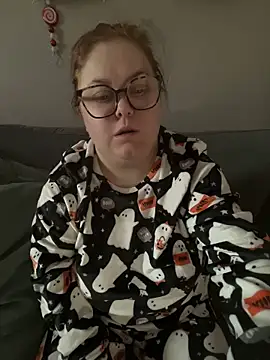 Tallulah-mae-xoxox online show from 10/22/25, 09:31