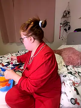 Tallulah-mae-xoxox online show from 11/21/25, 11:15