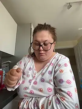 Tallulah-mae-xoxox online show from 04/14/26, 10:20