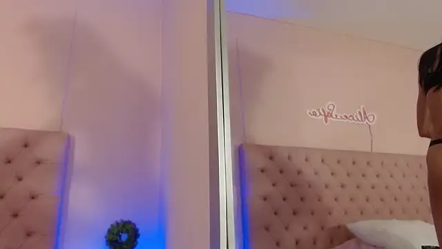 alice sofia online show from 10/27/25, 01:34