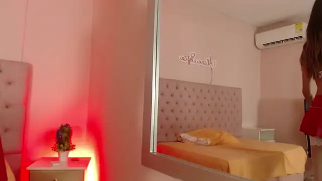 alice sofia online show from 10/04/25, 12:39