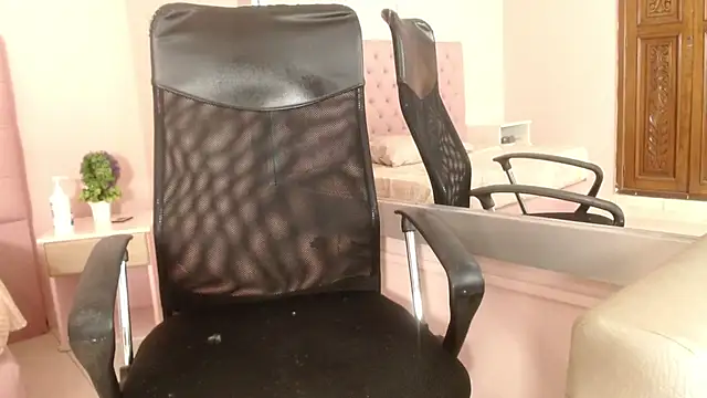 alice sofia online show from 09/23/25, 12:01