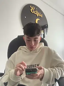 nico 18x online show from 12/02/25, 05:03