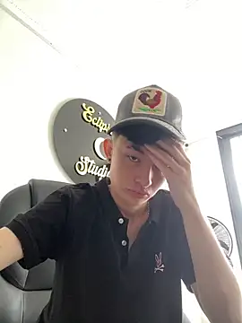 nico 18x online show from 11/25/25, 05:02