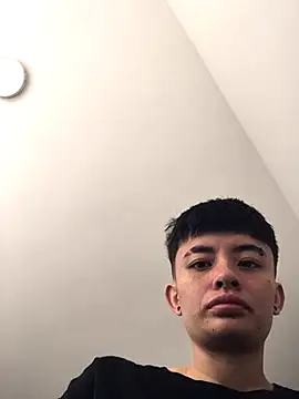 nico 18x online show from 10/08/25, 04:19