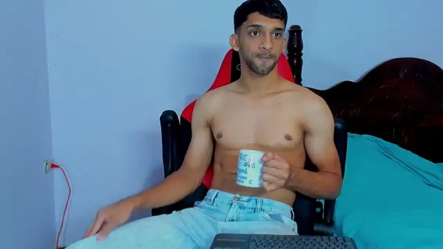 Snapshot of mike_shelby21 chatting on 12/03/25, 03:40 mike shelby21 online show from 12/03/25, 03:40