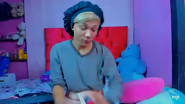 Snapshot of StassieBell chatting on 02/21/26, 07:10 StassieBell online show from 02/21/26, 07:10