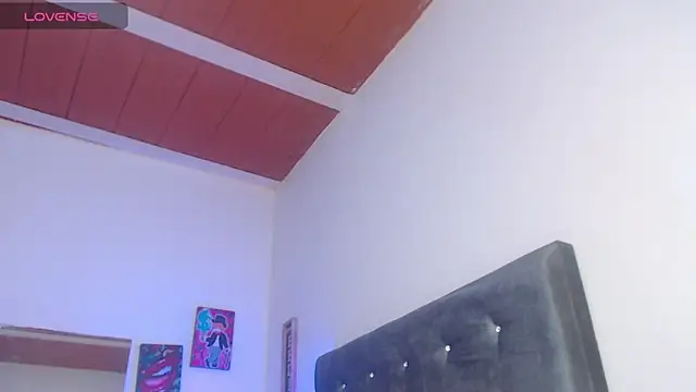 Romiinajackson online show from 04/17/26, 08:22
