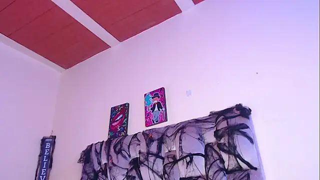 Romiinajackson online show from 10/28/25, 01:17