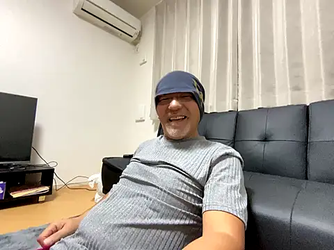 Grandpa29hijii online show from 10/21/25, 01:10