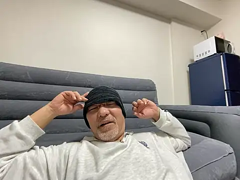 Snapshot of Grandpa29hijii chatting on 03/08/25, 01:25 Grandpa29hijii online show from 03/08/25, 01:25