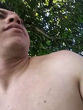 aleejhandraa online show from 10/24/25, 05:12