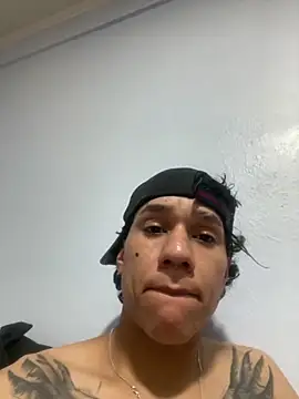 EduardoTitan97 online show from 10/21/25, 07:08